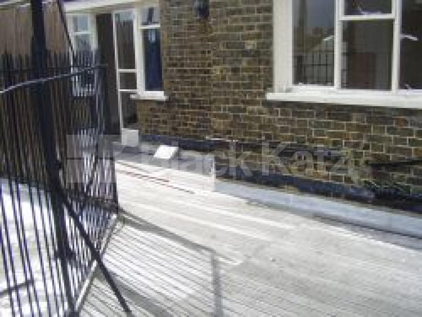 			NEW ON!, 2 Bedroom, 1 bath, 1 reception Flat			 Maida Vale, MAIDA VALE W9